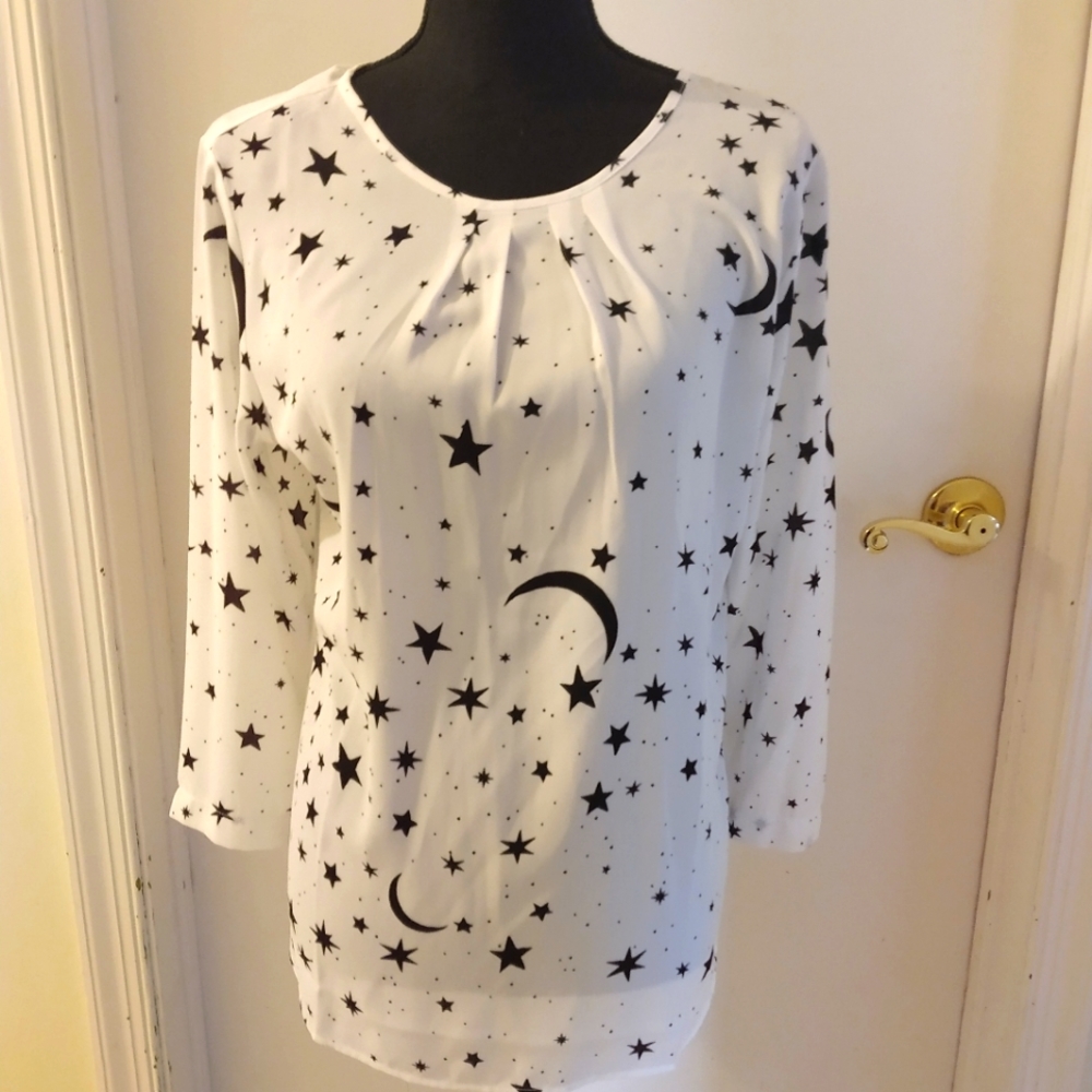 Van Heusen Women's Stars and Moon Top/Blouse